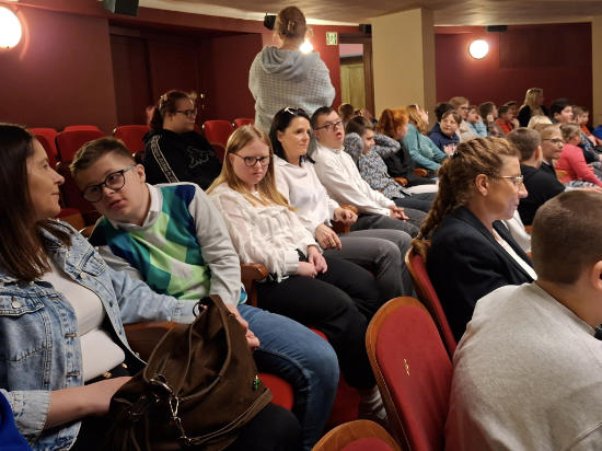 Wyjazd do Teatru im. Wojciecha Bogusławskiego w Kaliszu